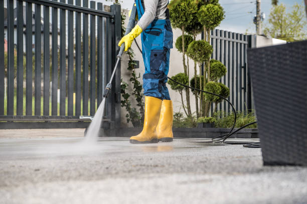 Why Choose Our Certified Pressure Washing Experts for Your Project Needs in Indiantown, FL?